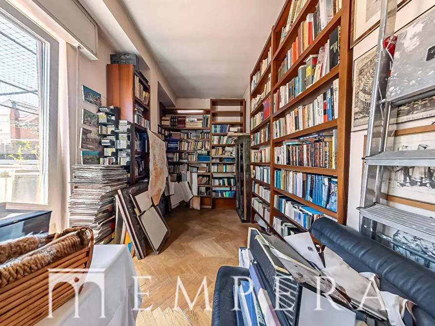 Immagine 26 di Attico in vendita  in Via Della Farnesina a Roma