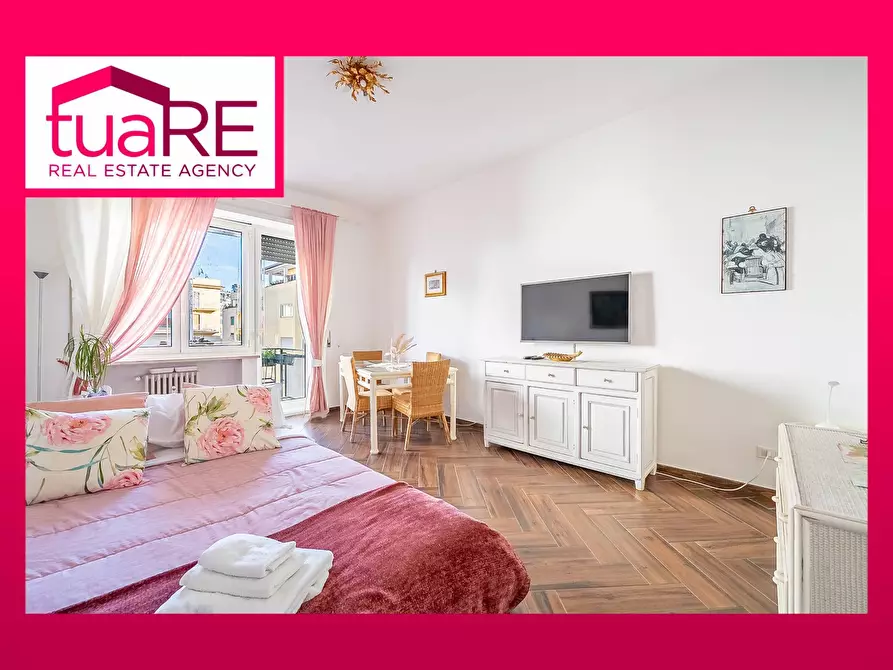 Immagine 1 di Appartamento in vendita  in Via Alberico Albricci a Roma