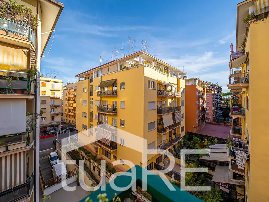 Immagine 10 di Appartamento in vendita  in Via Alberico Albricci a Roma