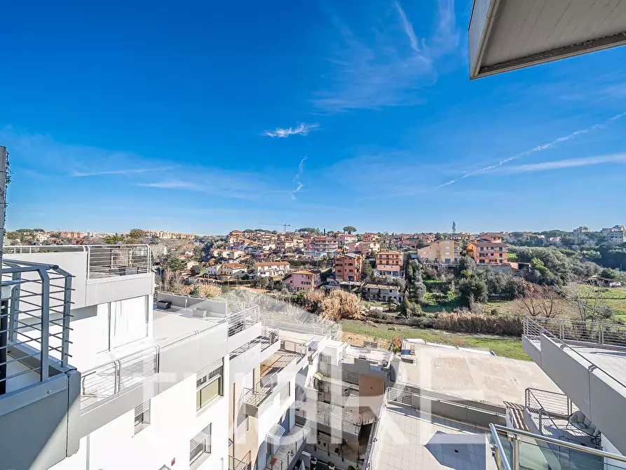 Immagine 18 di Appartamento in vendita  in Via Vicolungo a Roma