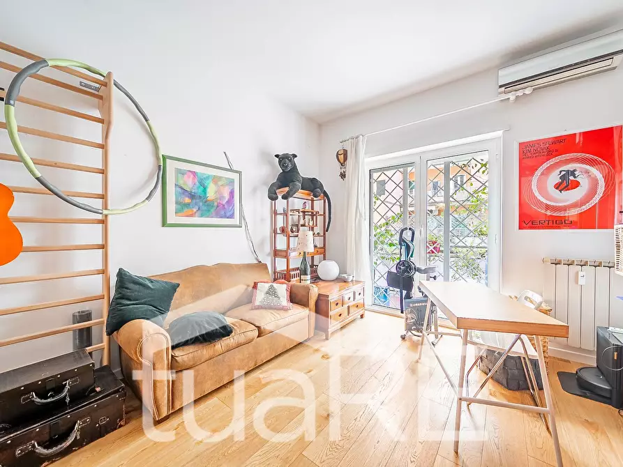 Immagine 7 di Appartamento in vendita  in Via Di Santa Maria Goretti a Roma