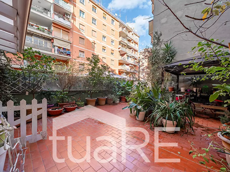 Immagine 10 di Appartamento in vendita  in Via Di Santa Maria Goretti a Roma