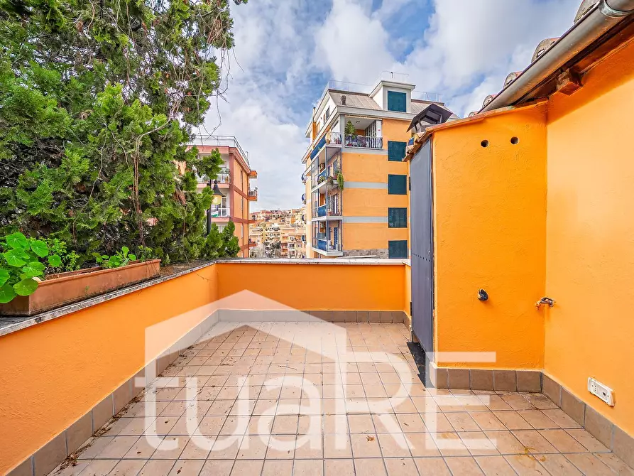 Immagine 17 di Attico in vendita  in Via Guido Guinizelli a Roma