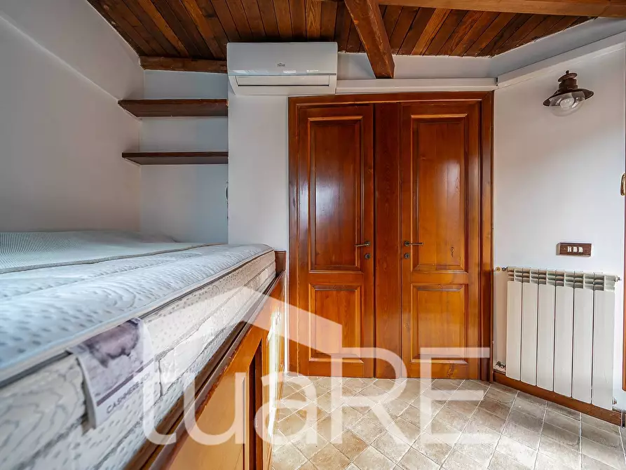 Immagine 21 di Attico in vendita  in Via Guido Guinizelli a Roma