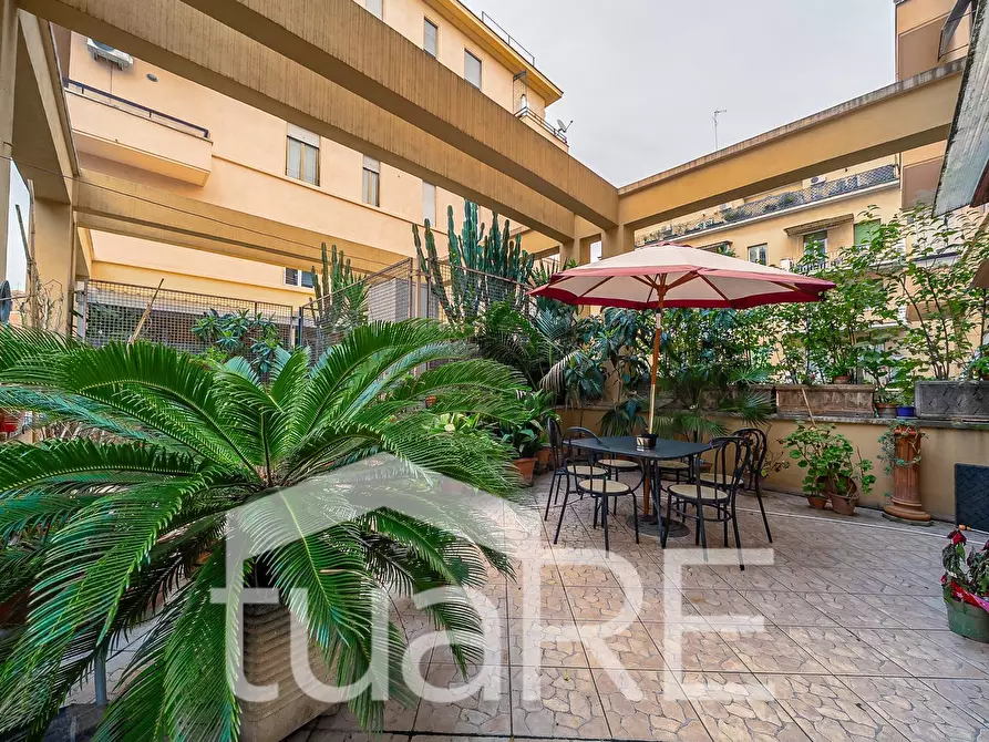 Immagine 6 di Appartamento in vendita  in Viale Eritrea a Roma