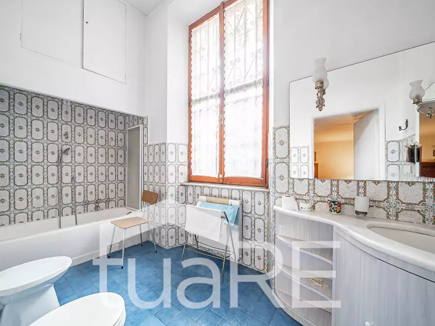 Immagine 19 di Appartamento in vendita  in Via Della Mercede a Roma