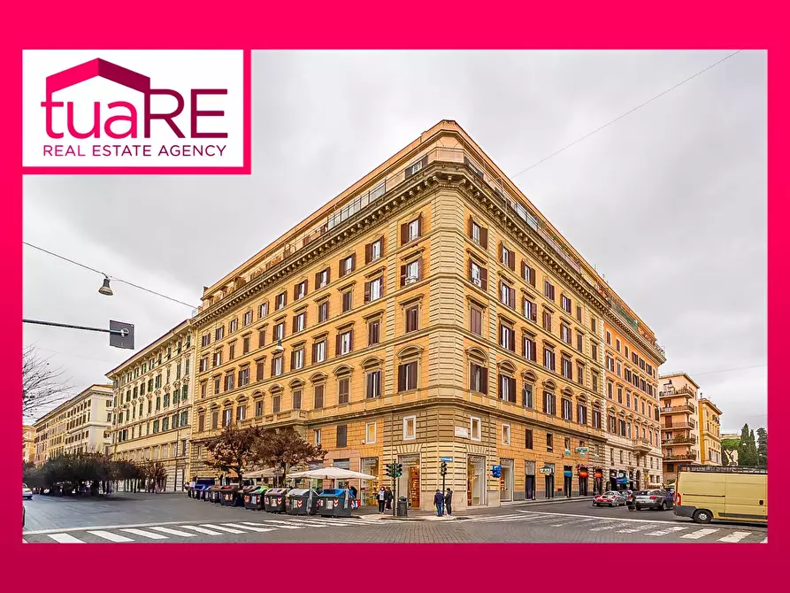 Immagine 1 di Magazzino in affitto  in Via Cola Di Rienzo a Roma