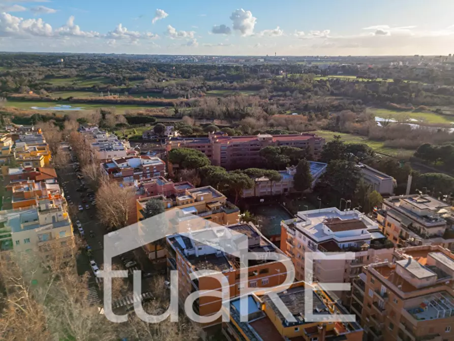 Immagine 18 di Appartamento in vendita  in Via Macedonia a Roma