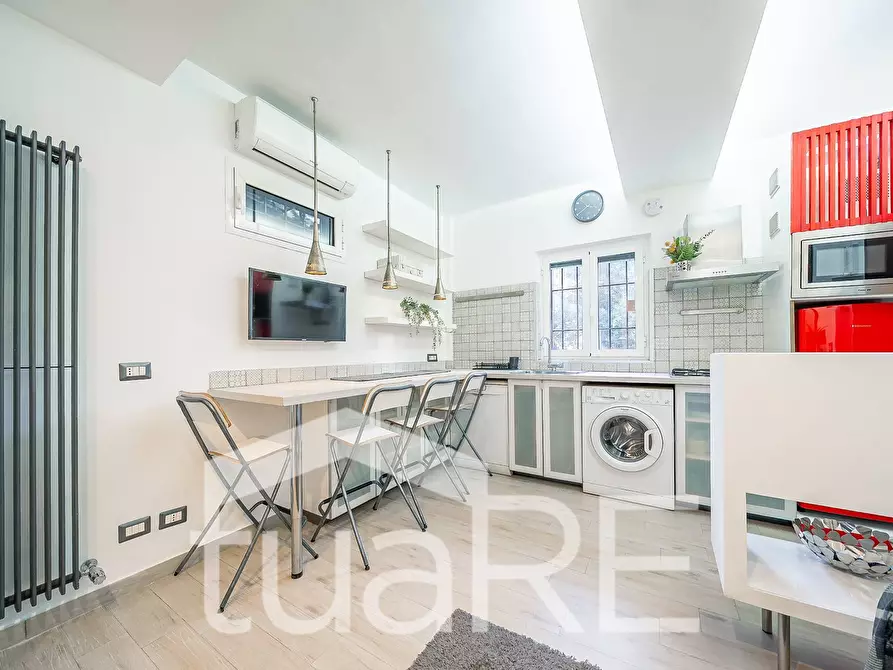 Immagine 3 di Appartamento in vendita  in Via Angelo Emo a Roma