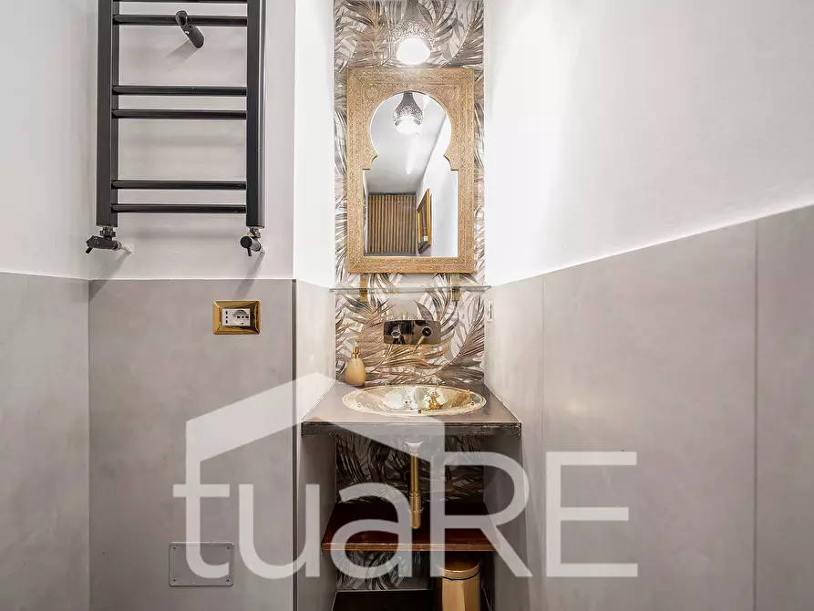 Immagine 10 di Appartamento in vendita  in Via Angelo Emo a Roma