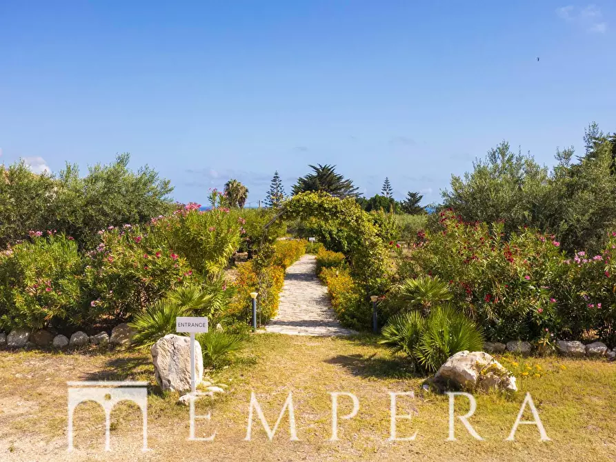 Immagine 9 di Villa in vendita  in CONTRADA CIAULI a Castellammare Del Golfo