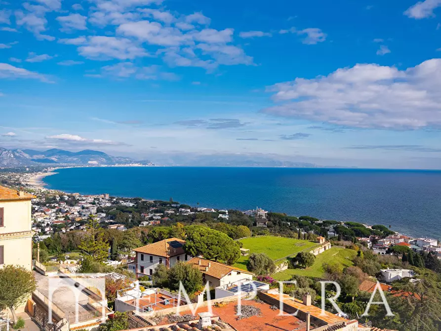 Immagine 5 di Attico in vendita  in via xx settembre a San Felice Circeo
