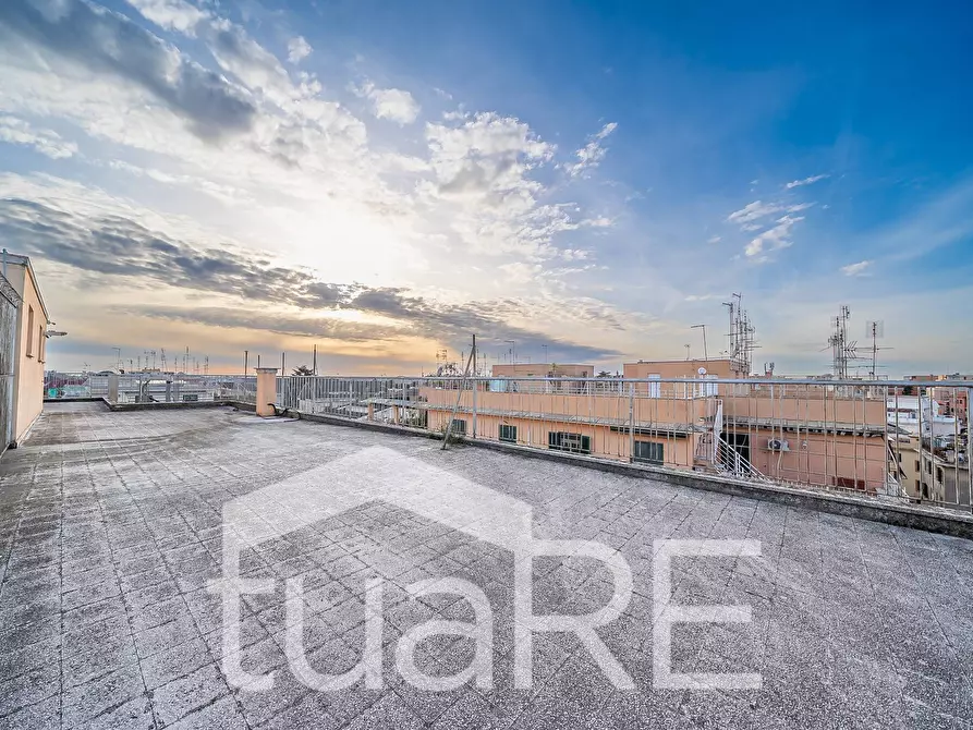 Immagine 19 di Appartamento in vendita  in Piazza Dei Giureconsulti a Roma