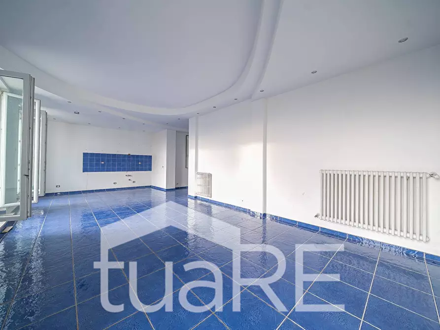 Immagine 22 di Appartamento in vendita  in Piazza Dei Giureconsulti a Roma