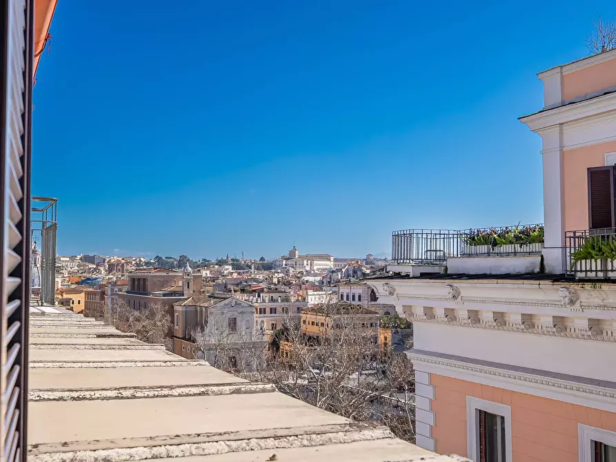 Immagine 12 di Appartamento in affitto  in Lungotevere Dei Mellini a Roma