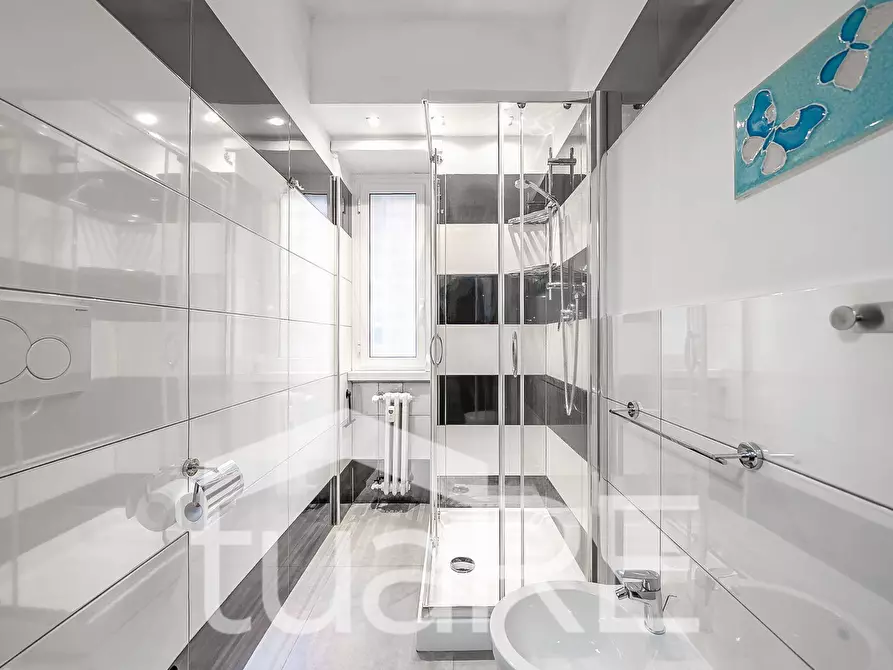 Immagine 7 di Appartamento in vendita  in Via Marcantonio Bragadin a Roma