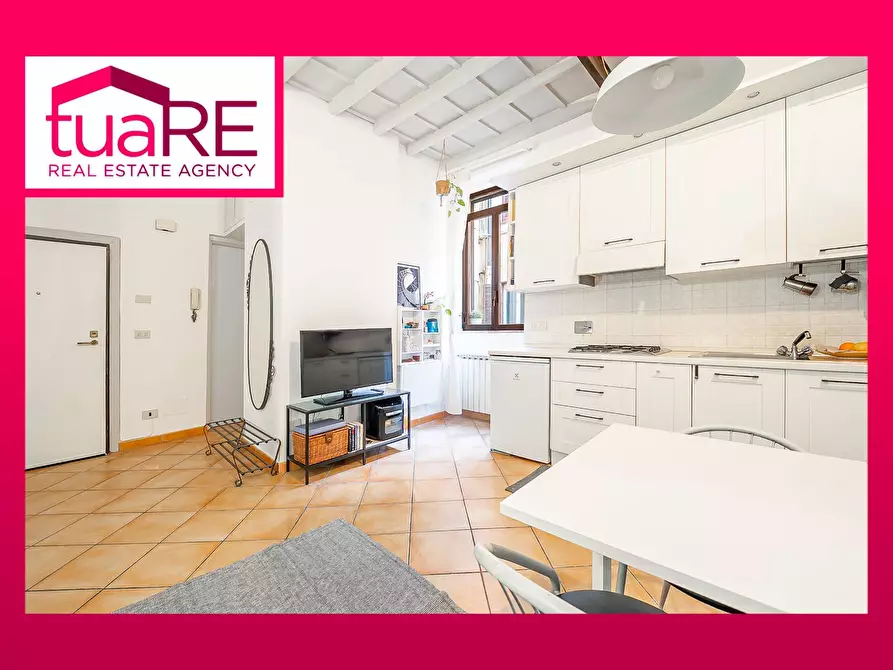 Immagine 1 di Appartamento in vendita  in Via Dei Cappellari a Roma