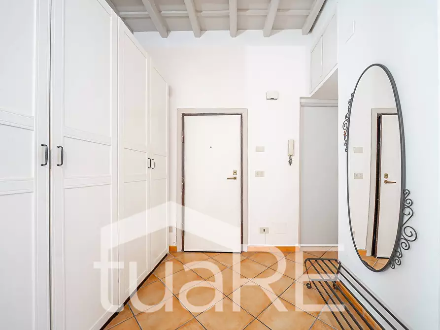 Immagine 16 di Appartamento in vendita  in Via Dei Cappellari a Roma