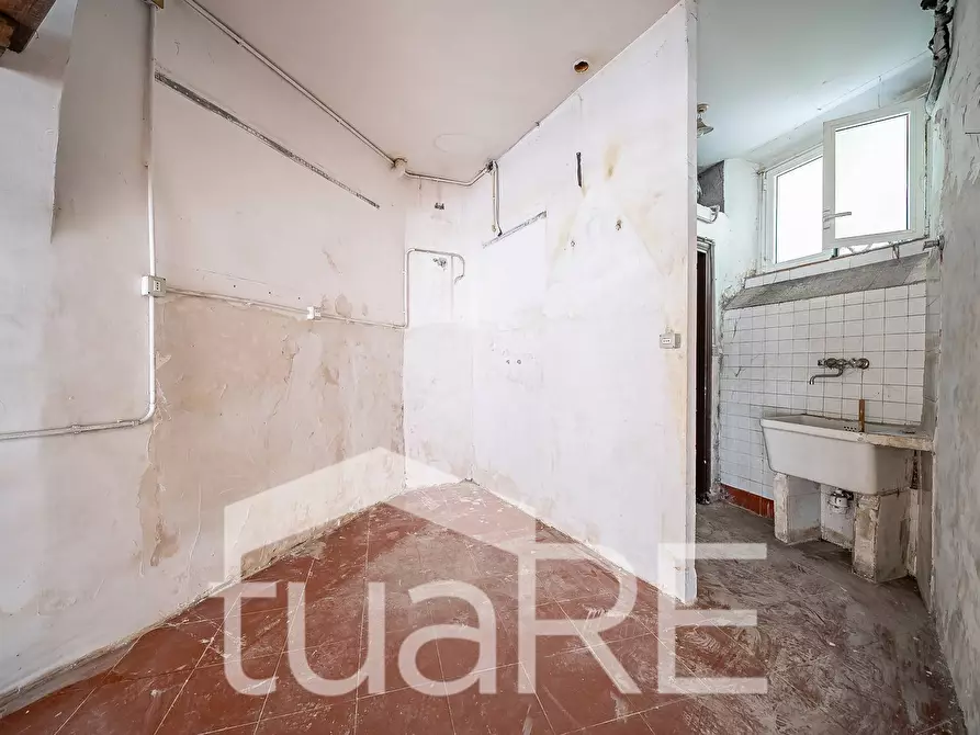 Immagine 11 di Appartamento in vendita  in Vicolo Del Cedro a Roma