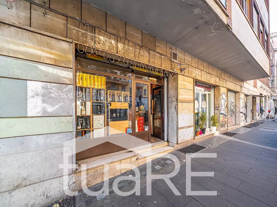 Immagine 4 di Negozio in vendita  in Via Principe Eugenio a Roma