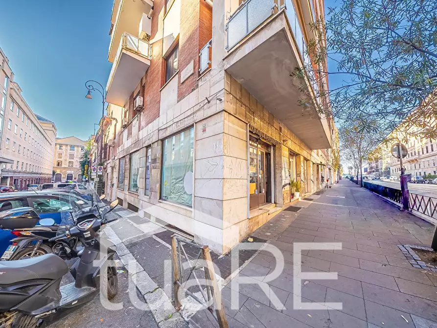 Immagine 6 di Negozio in vendita  in Via Principe Eugenio a Roma