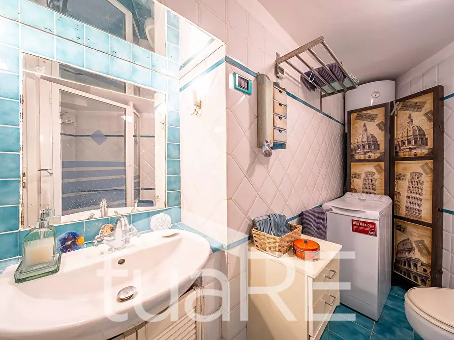 Immagine 10 di Appartamento in vendita  in Salita Di Sant'onofrio a Roma