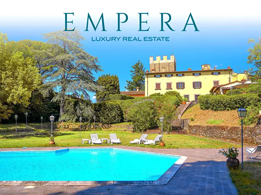 Immagine 1 di Villa in vendita  in Via Montecascioli a Scandicci