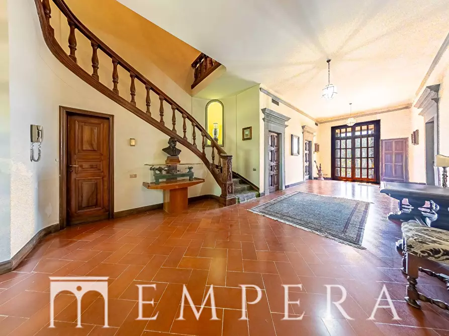 Immagine 4 di Villa in vendita  in Via Montecascioli a Scandicci