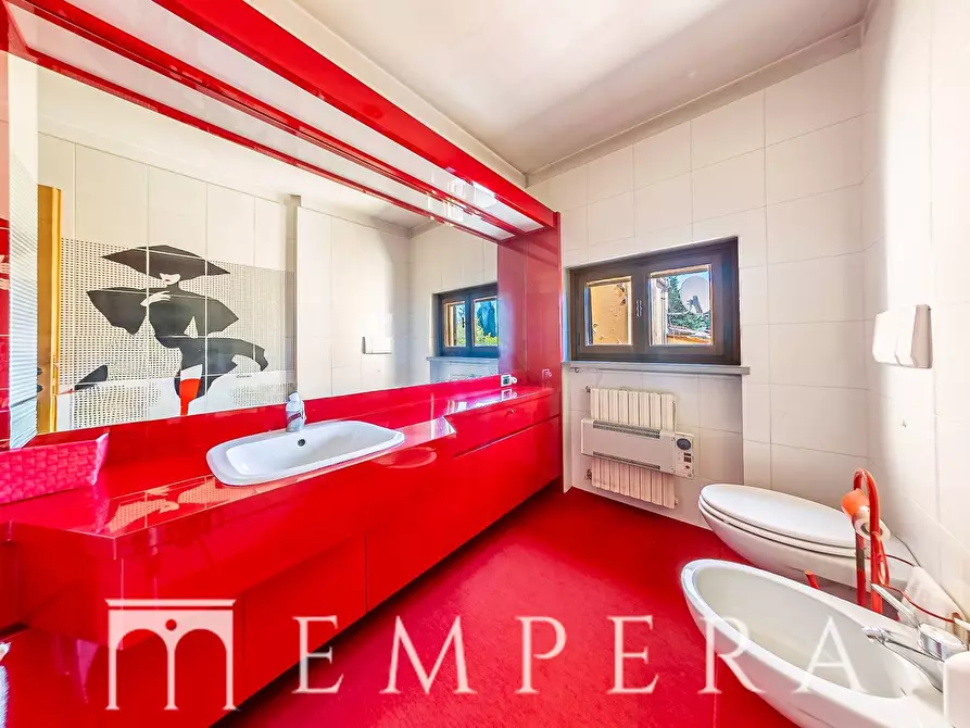 Immagine 19 di Villa in vendita  in Via Montecascioli a Scandicci