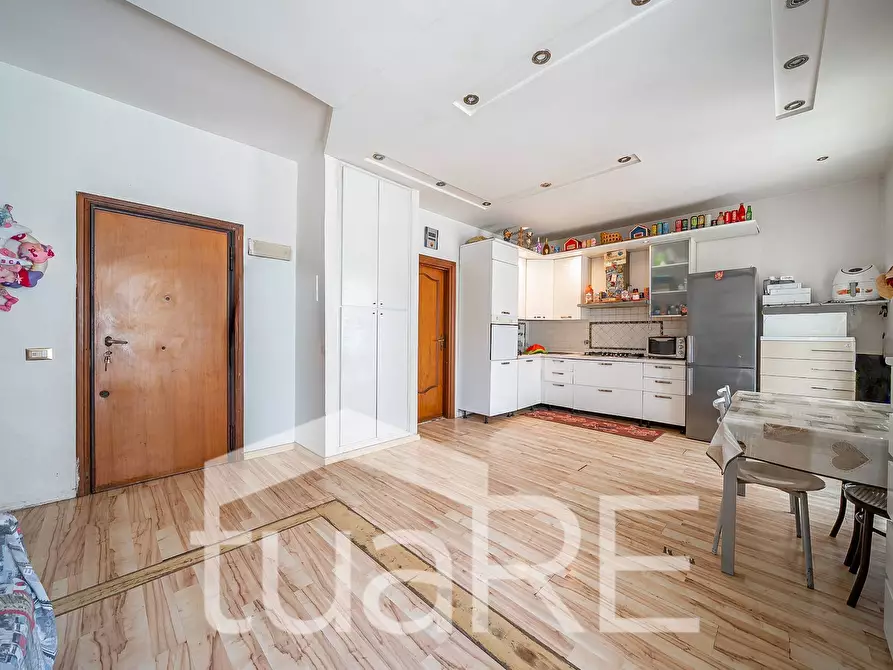 Immagine 3 di Appartamento in vendita  in Via Giulio Clovio a Roma