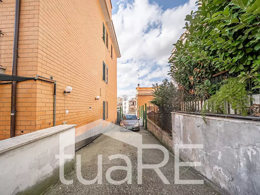 Immagine 10 di Appartamento in vendita  in Via Giulio Clovio a Roma
