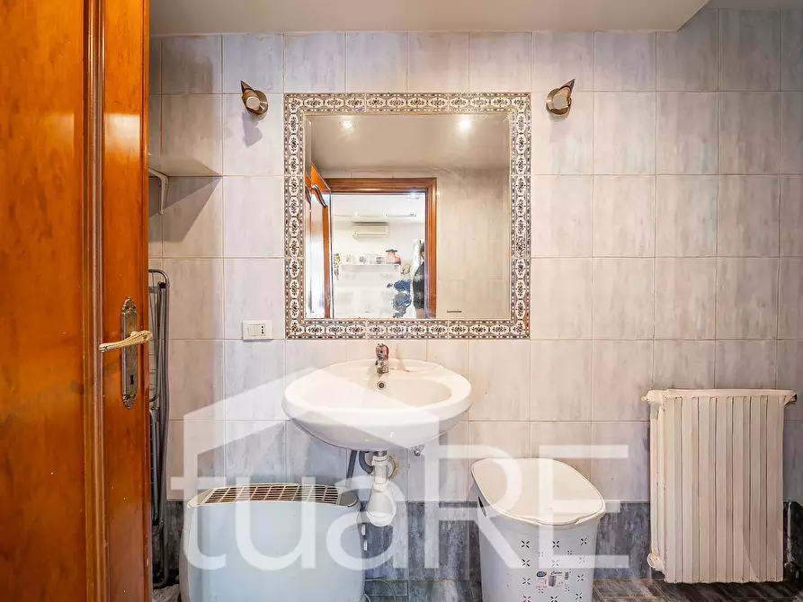 Immagine 19 di Appartamento in vendita  in Via Giulio Clovio a Roma