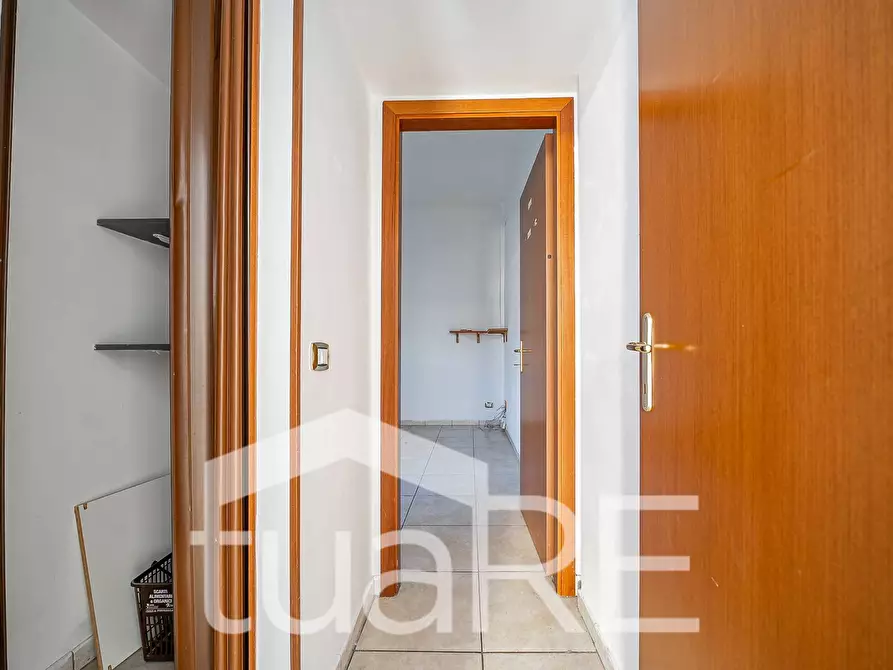 Immagine 17 di Negozio in vendita  in Via Di Pietralata a Roma