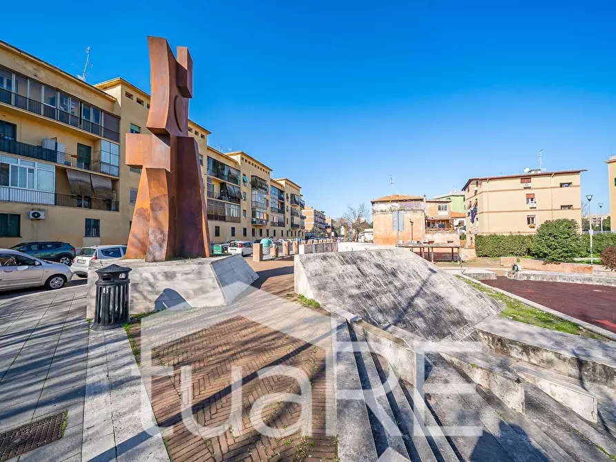 Immagine 22 di Negozio in vendita  in Via Di Pietralata a Roma