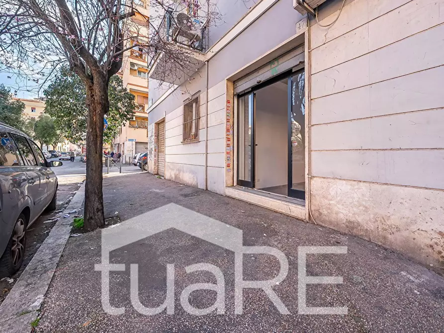 Immagine 5 di Appartamento in vendita  in Via Bartolomeo Perestrello a Roma