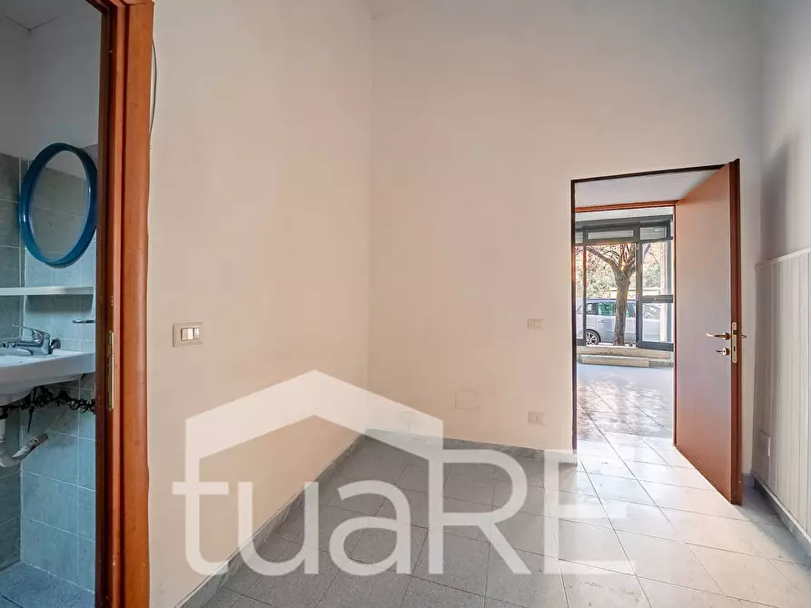 Immagine 6 di Appartamento in vendita  in Via Bartolomeo Perestrello a Roma