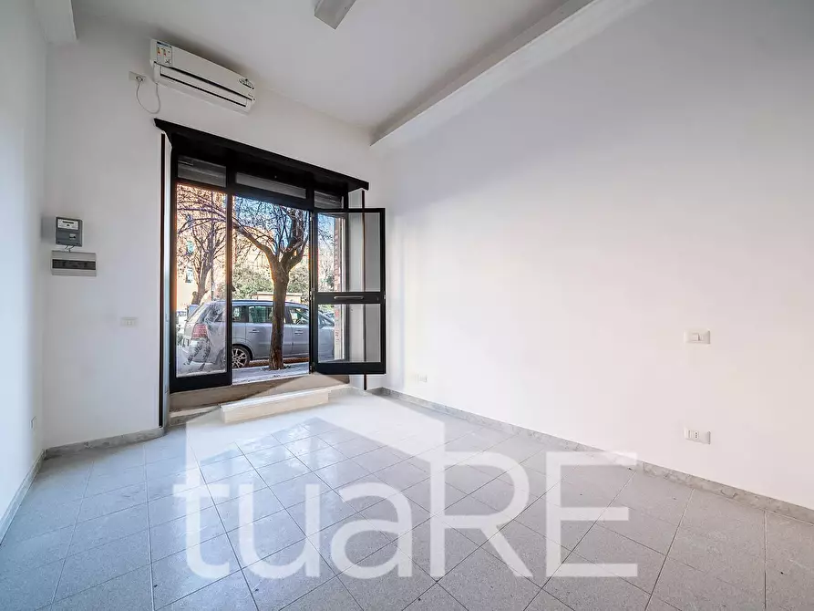 Immagine 10 di Appartamento in vendita  in Via Bartolomeo Perestrello a Roma