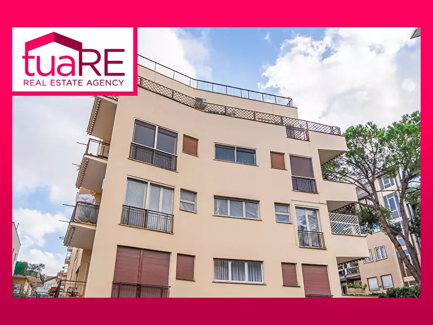 Immagine 1 di Appartamento in vendita  in Via Luigi Bodio a Roma