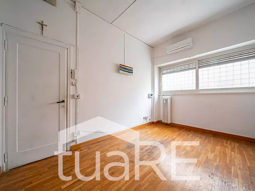 Immagine 4 di Appartamento in vendita  in Via Luigi Bodio a Roma