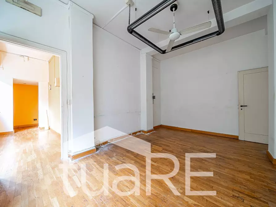 Immagine 12 di Appartamento in vendita  in Via Luigi Bodio a Roma