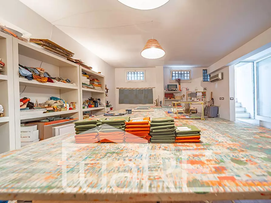 Immagine 9 di Negozio in vendita  in Via Giovanni Da Castel Bolognese a Roma