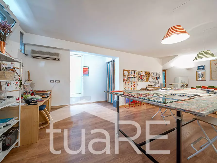 Immagine 12 di Negozio in vendita  in Via Giovanni Da Castel Bolognese a Roma