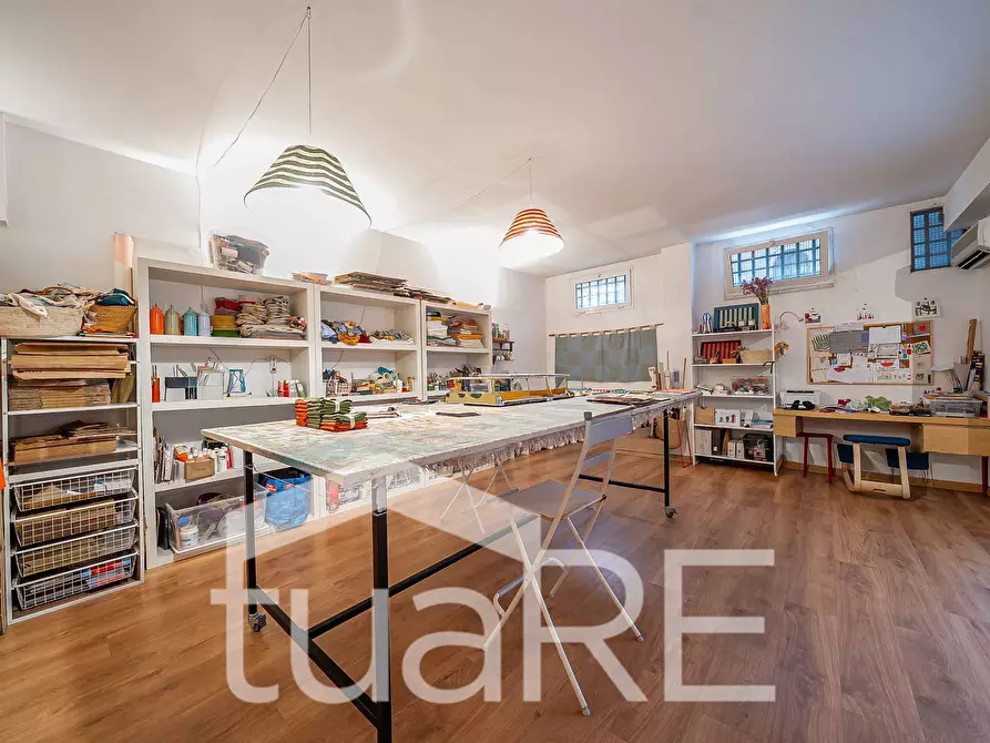 Immagine 14 di Negozio in vendita  in Via Giovanni Da Castel Bolognese a Roma