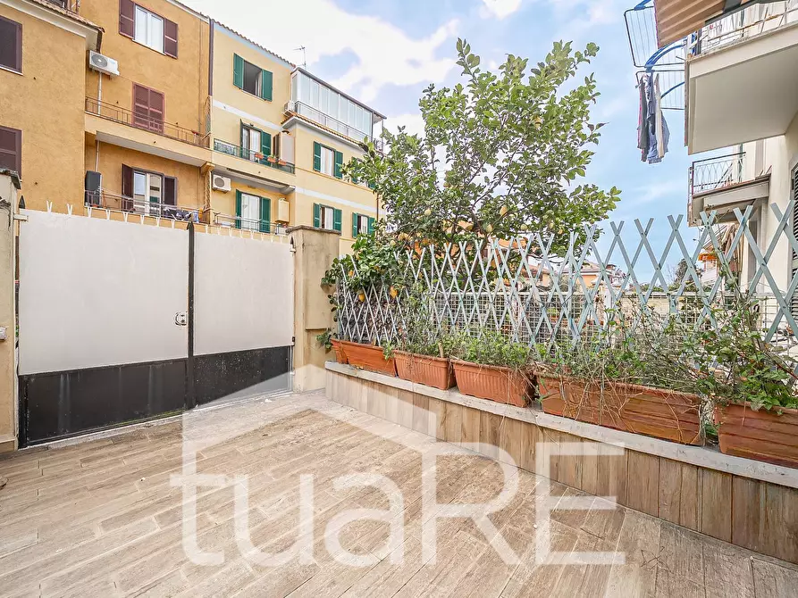 Immagine 15 di Appartamento in vendita  in Via Ezio Sciamanna a Roma