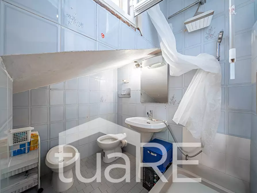 Immagine 9 di Appartamento in vendita  in Via Delle Vigne a Roma