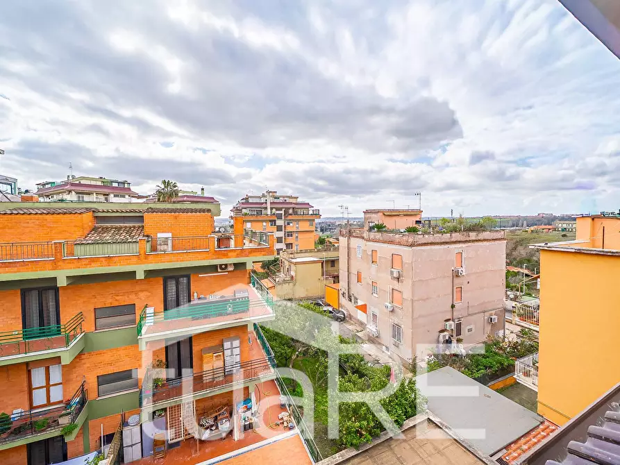 Immagine 14 di Appartamento in vendita  in Via Delle Vigne a Roma
