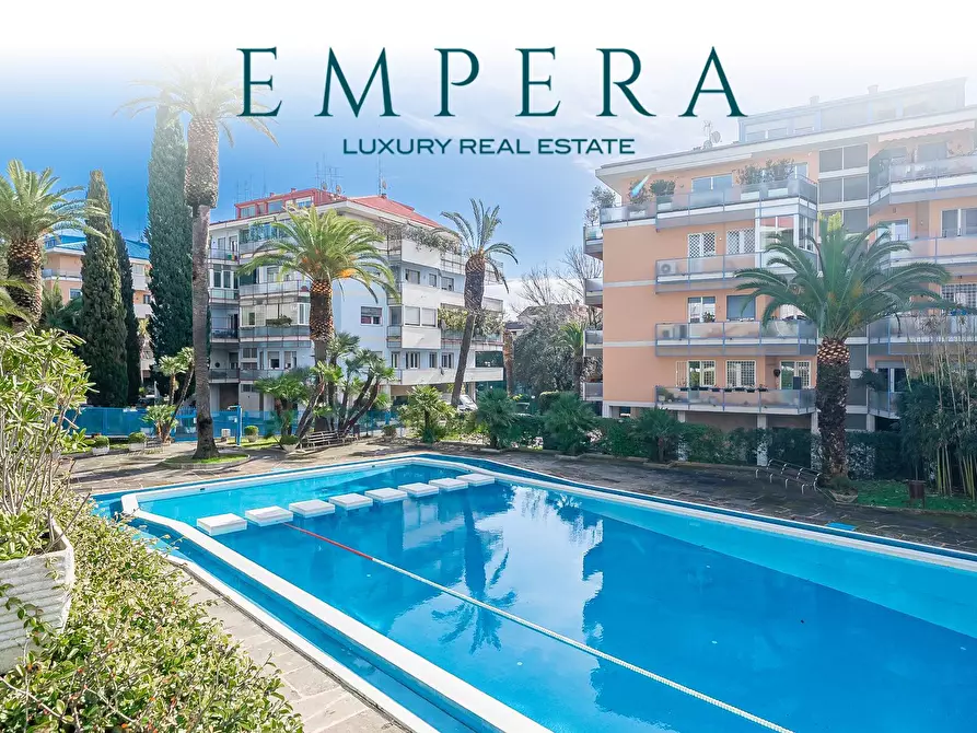 Immagine 1 di Appartamento in vendita  in Via Nemea a Roma