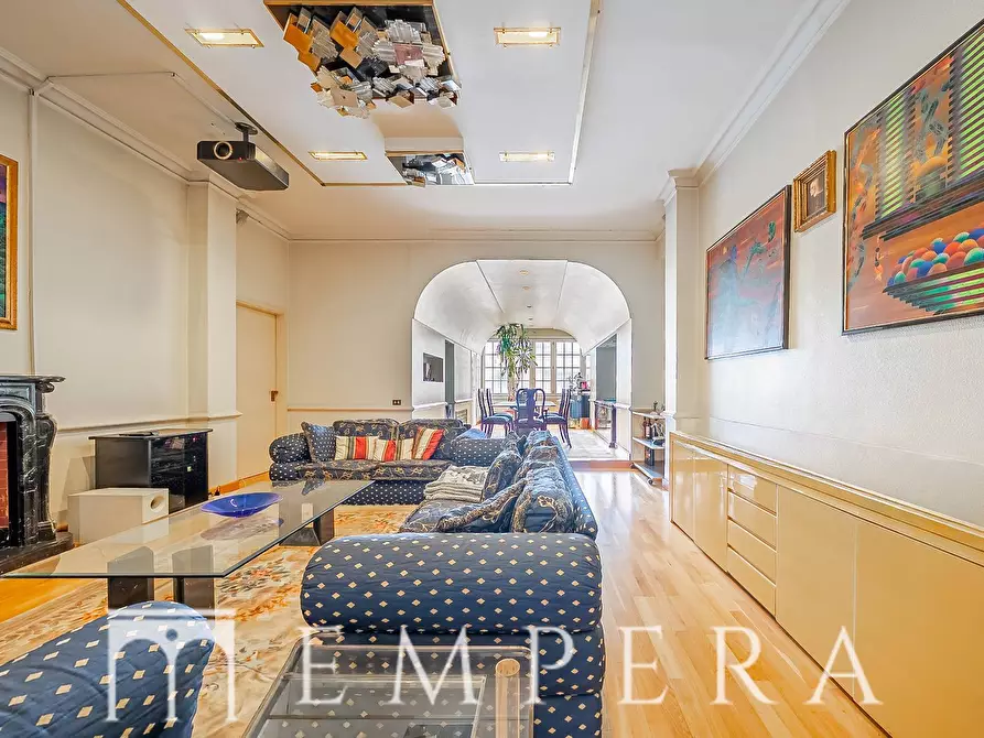 Immagine 3 di Appartamento in vendita  in Via Nemea a Roma