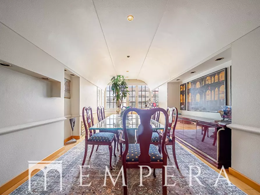 Immagine 5 di Appartamento in vendita  in Via Nemea a Roma