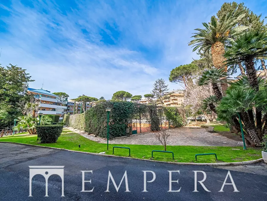 Immagine 22 di Appartamento in vendita  in Via Nemea a Roma